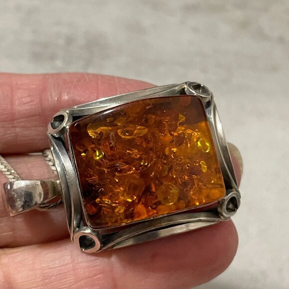 Vintage Genuine Baltic Amber Cabochon 925 Sterling Silver Pendant Chain 11" Drop - Picture 4 of 7